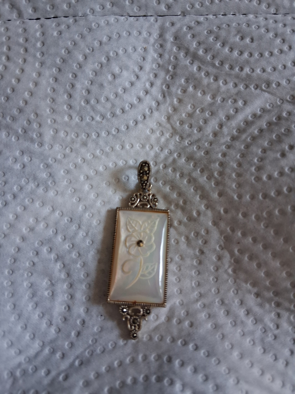 Mother of Pearl Floral Rectangle Pendant Necklace in Iridescent White Sell As It